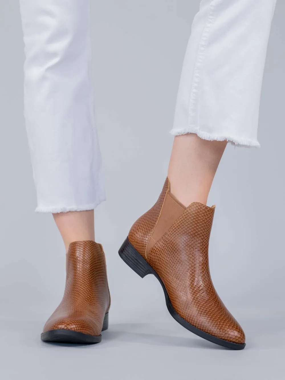 Easy Wear Flexible Ankle Boots