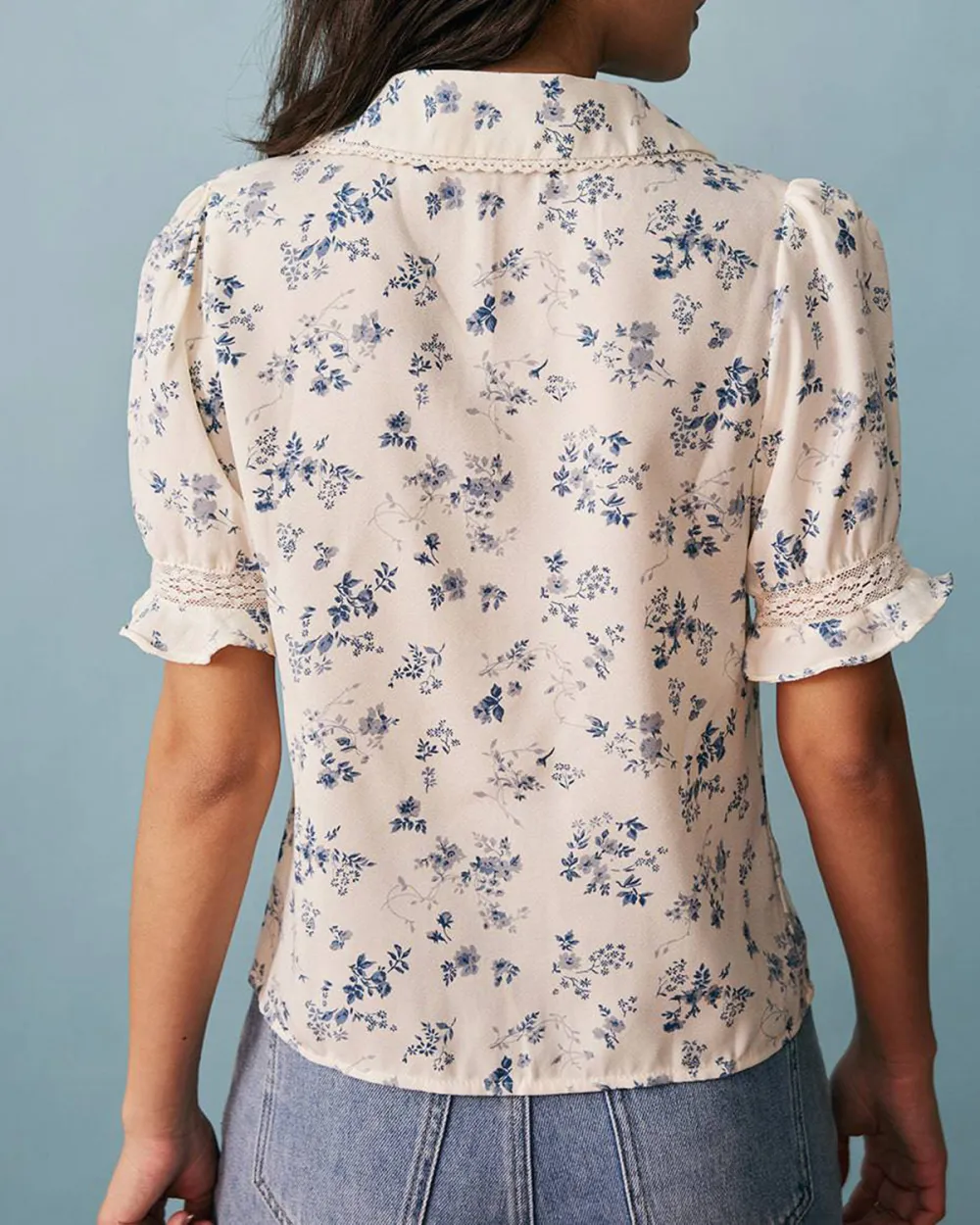 The Lace Spliced Pleated Floral Shirt
