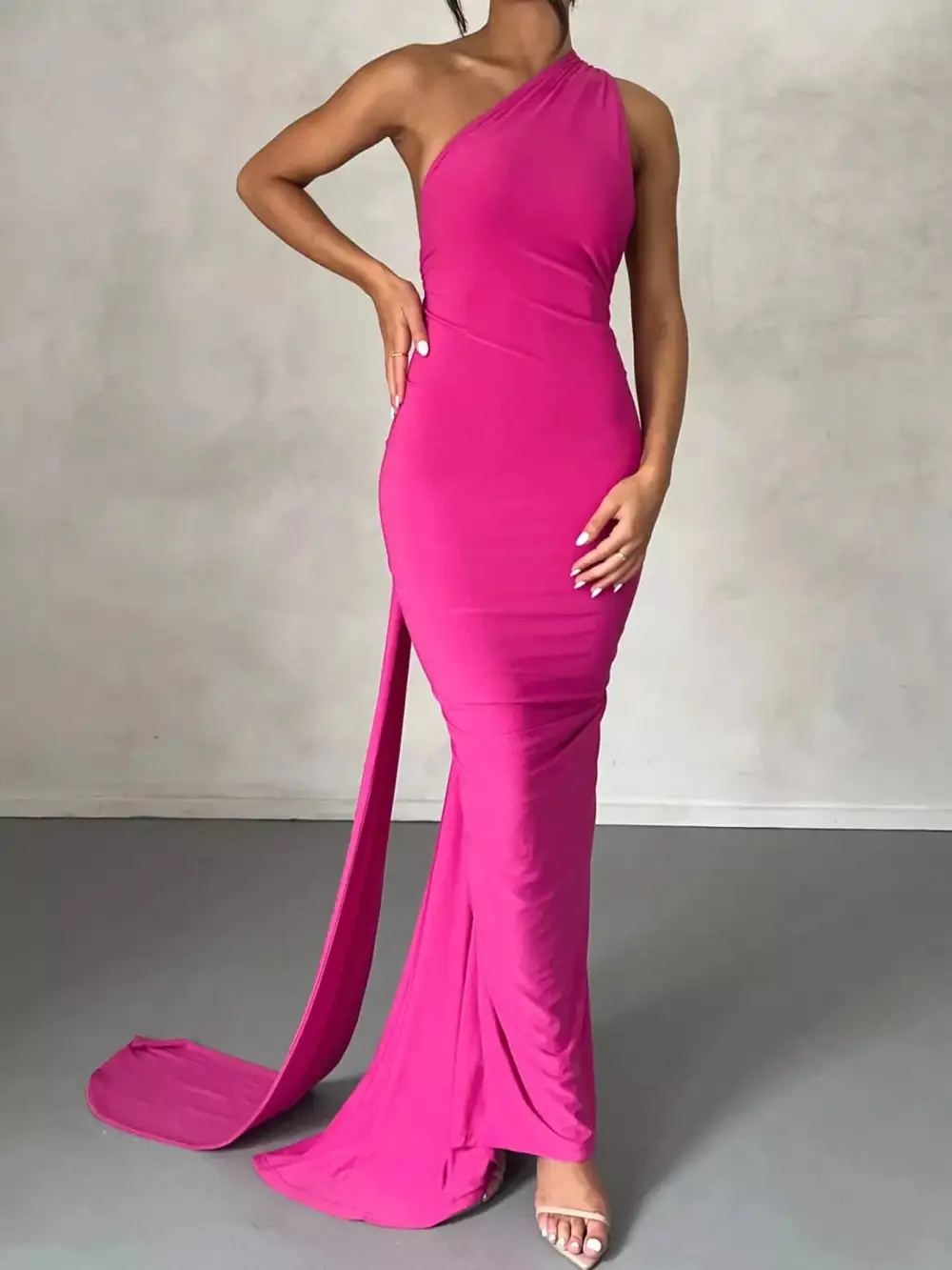 Backless One Shoulder Ruched Bodycon Maxi Dress