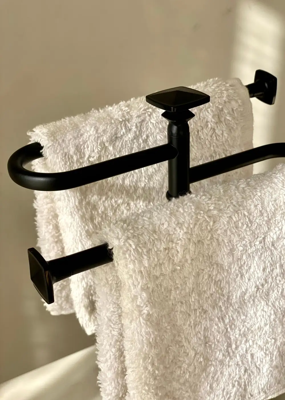 Hand Towel Stand Black