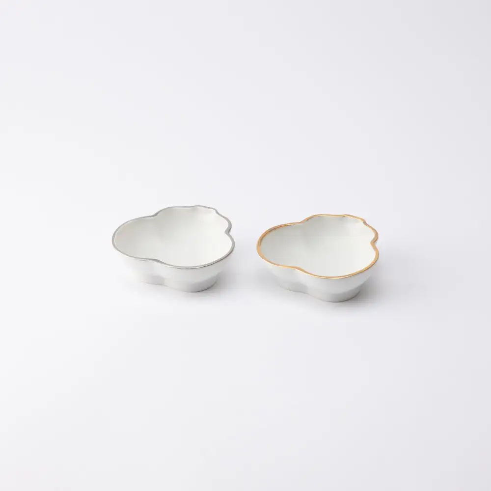 Matte Carved Sauce Plate