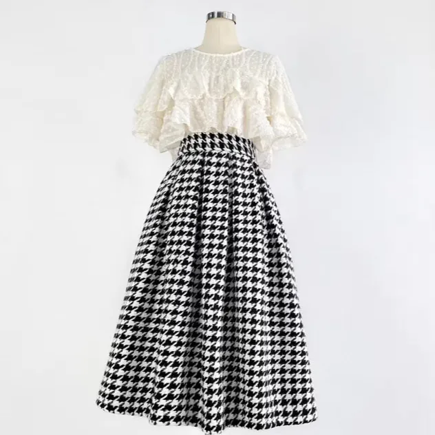 Lightweight Comfort Embroidered High Waist Skirt