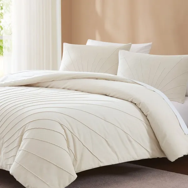 Coordinated Velvet Comforter Bedding Set