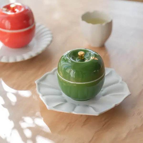 Apple-Shaped Steamed Egg Bowl