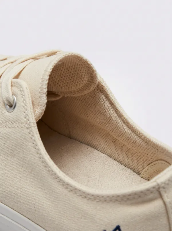 Refined Textured Women's Low-Top Canvas Shoes
