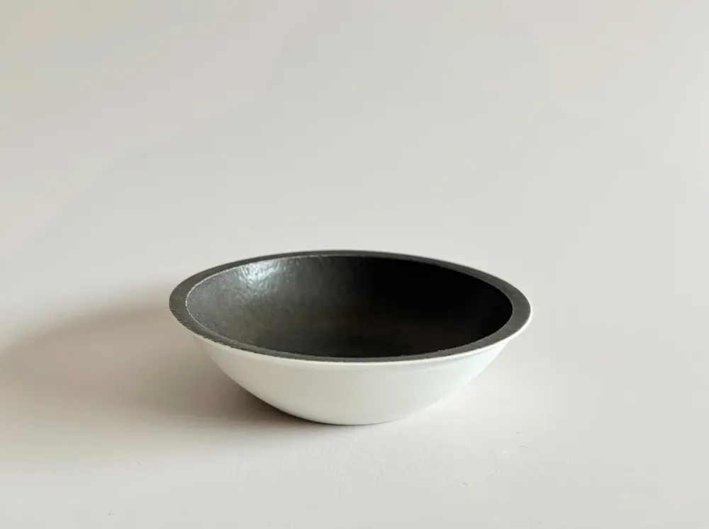Porcelain Iron Glaze Bowl