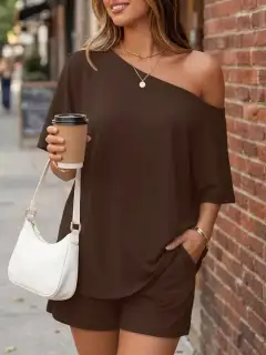 Easygoing Refined Pocketed Top and Shorts Matching Set