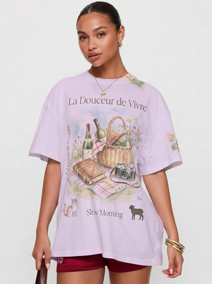 Women's Picnic Aesthetic Cat Wine Camera Printed T-shirt