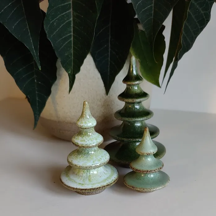 Coordinated Stoneware Tree Ornament Set