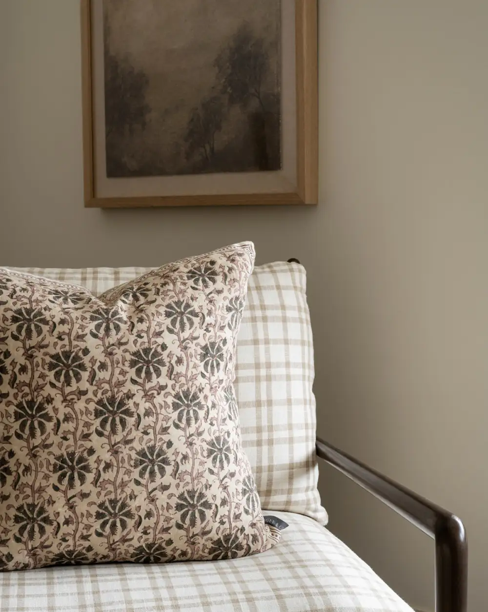 Floral Solid-Textured Pillow Cover