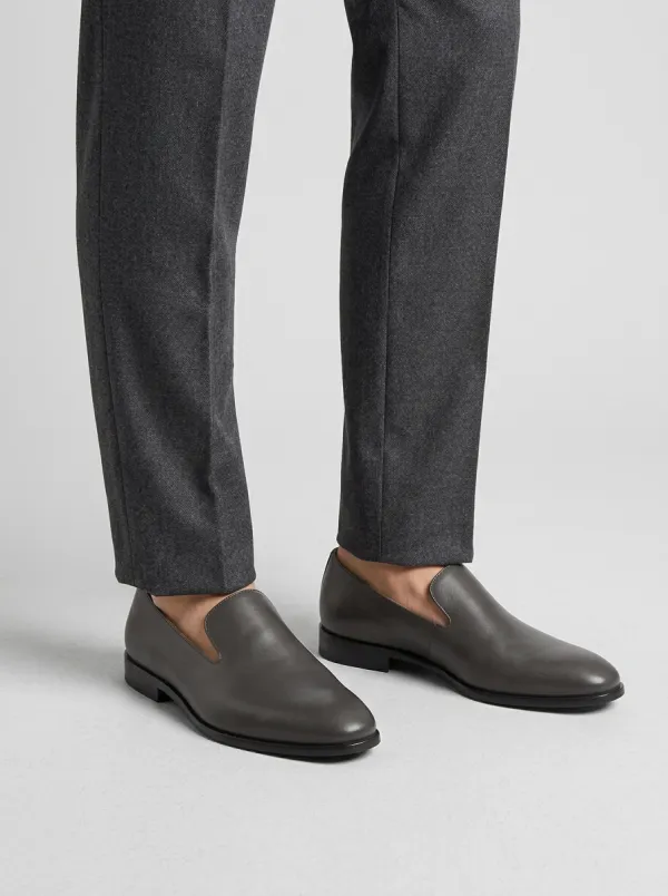 Men's Minimalist Leather Slip-On Loafers