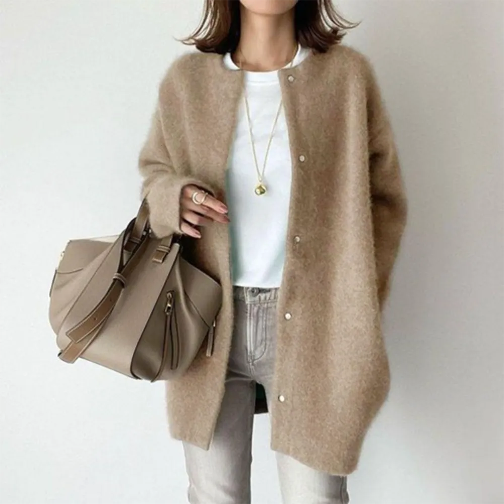 Clean Versatile Cardigan