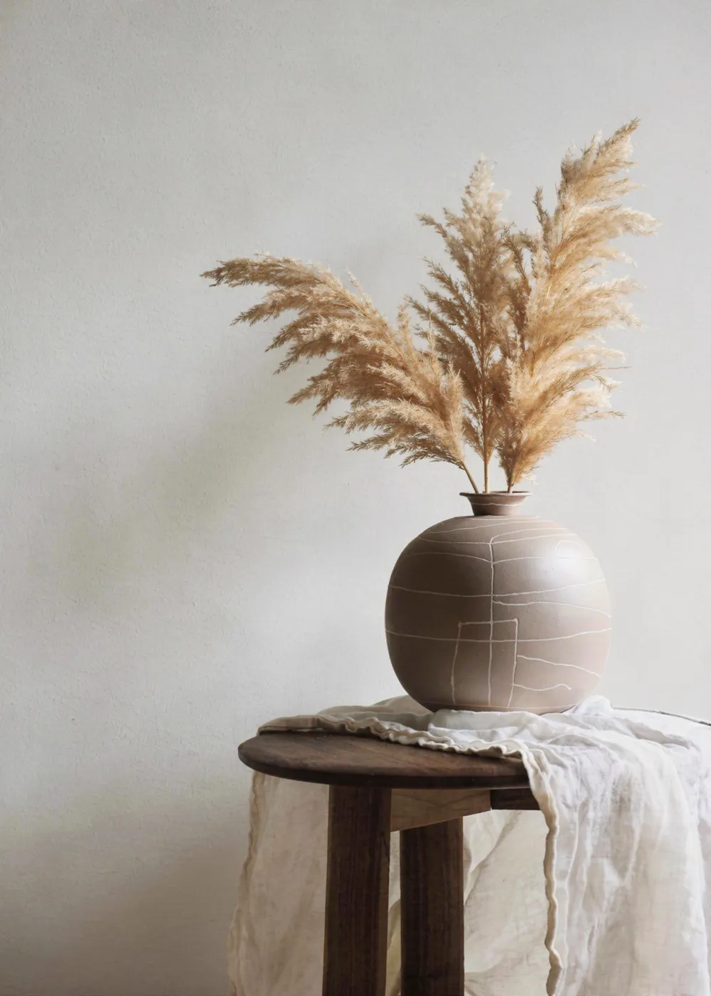 Dune Obsidian Vase Beige Small