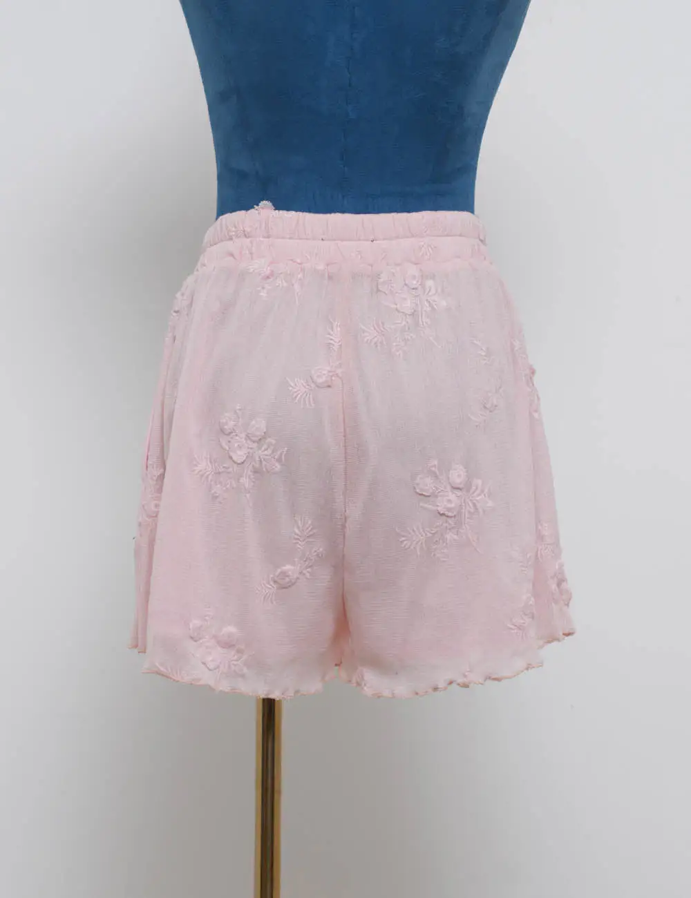 Embroidery Elastic Waist Solid Color Wide Leg Shorts