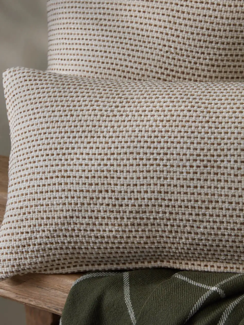 Modern Striped Patterned Woven Decorative Cushion Cover