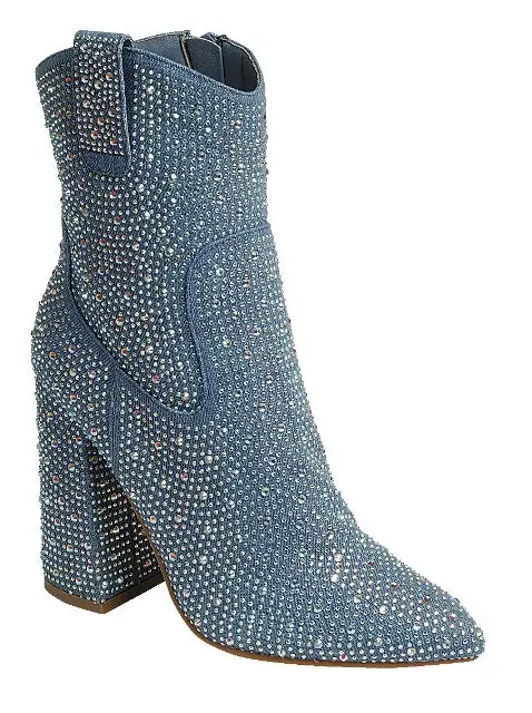 Relaxed Wardrobe Boots