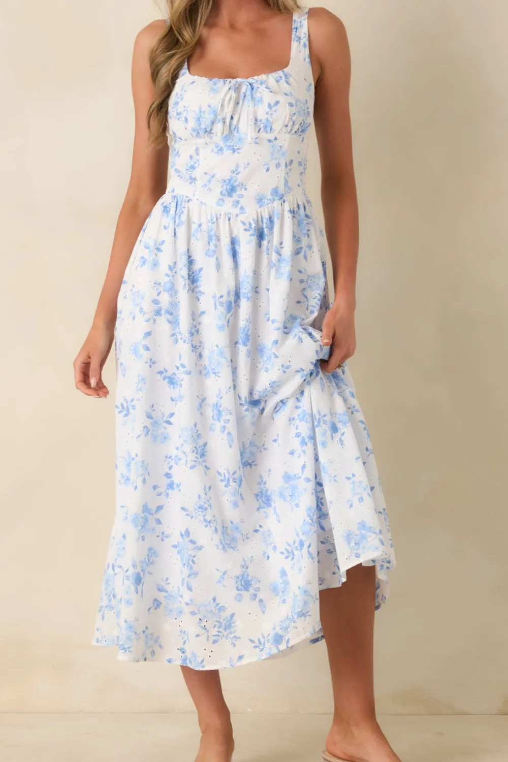 Minimal Silhouette Midi Dress