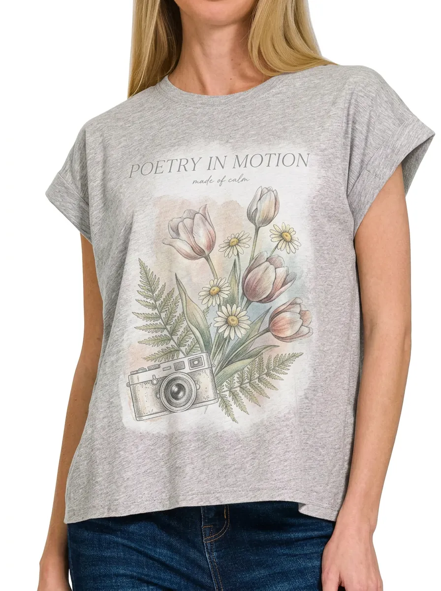 Women's Photography Lover Tulip Flower Printed T-shirt