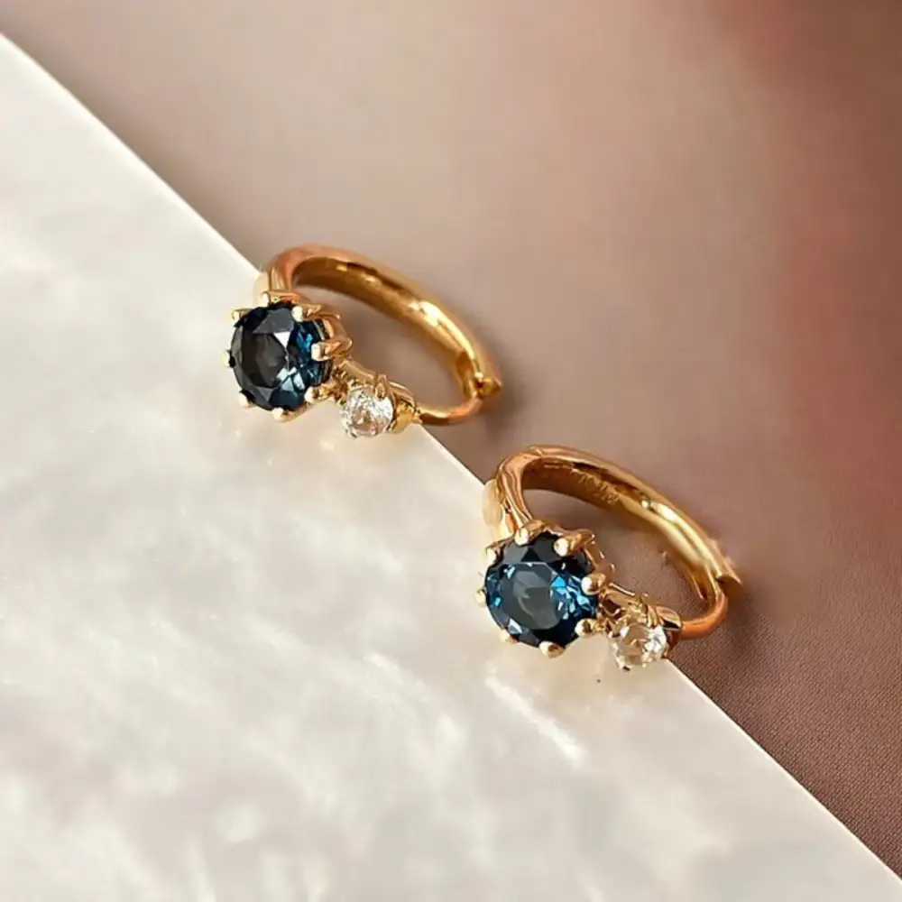 Women's Petite Zircon Hoop Earrings