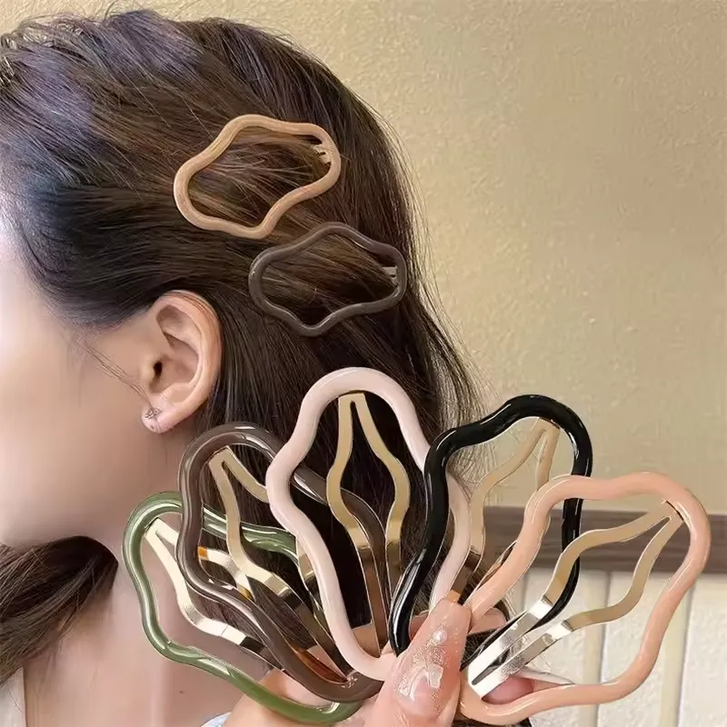 Unique Irregular Wavy Hair Clip