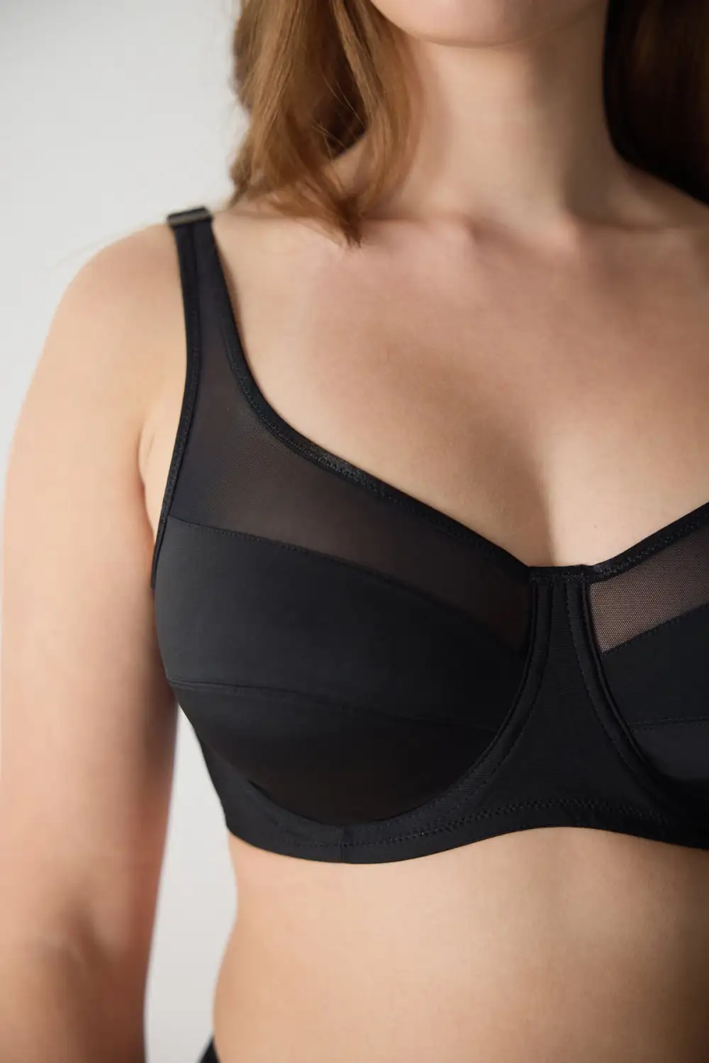 Classic Underwire Minimizer Bra