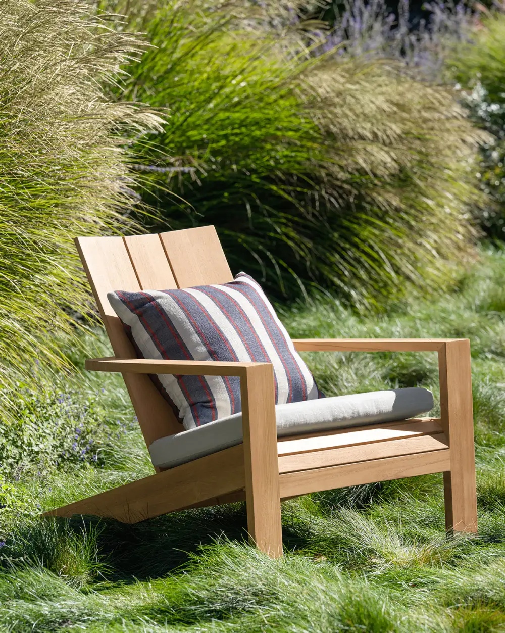 Everyday Teak Outdoor Lounge Chair