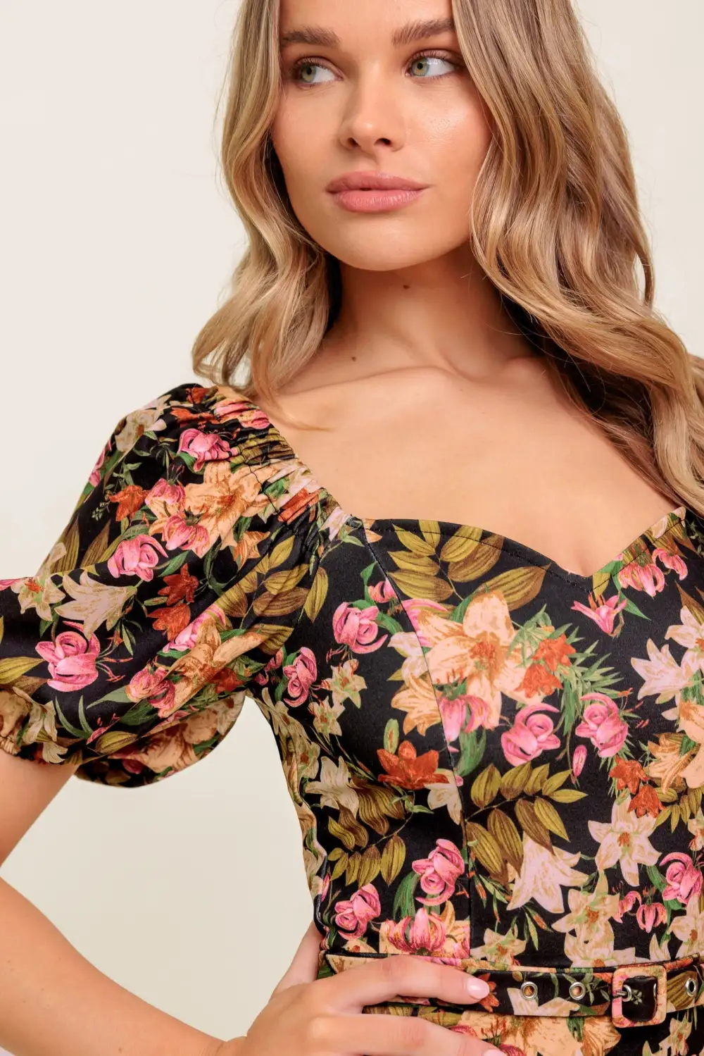 Modern Puff-Sleeve Printed Midi Dress