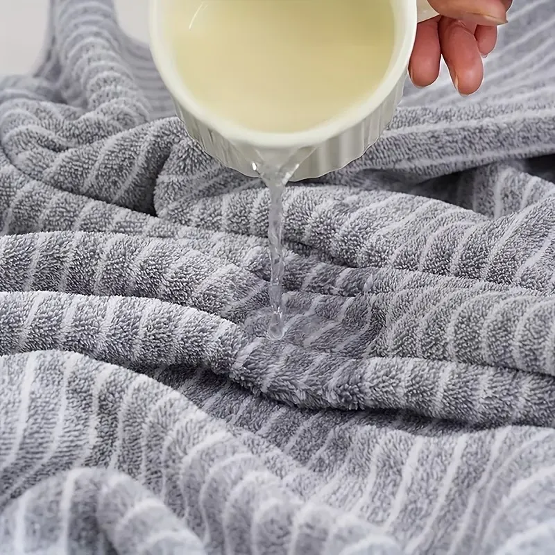 Absorbent Striped Bath Towel