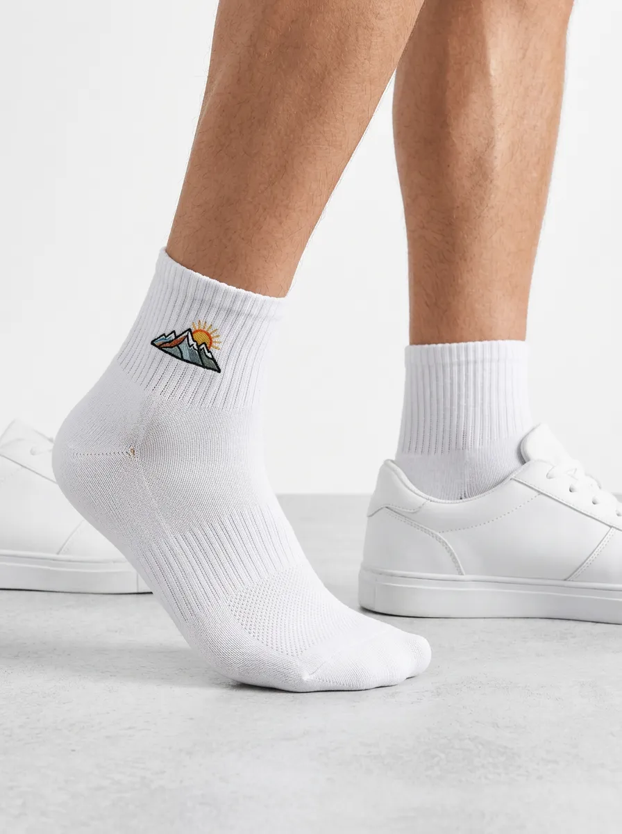 White Ridge Mountain Sun Graphic Active Ankle Socks