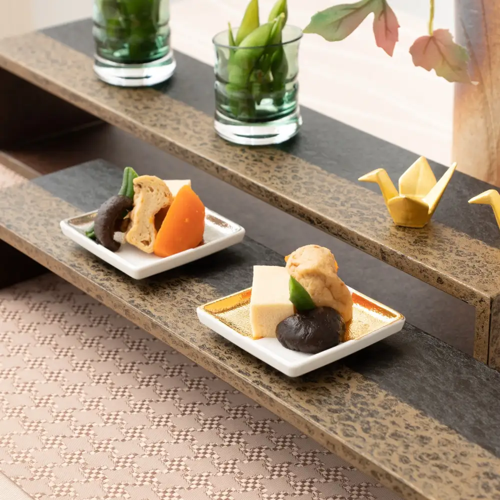 Checkered Square Sauce Plate