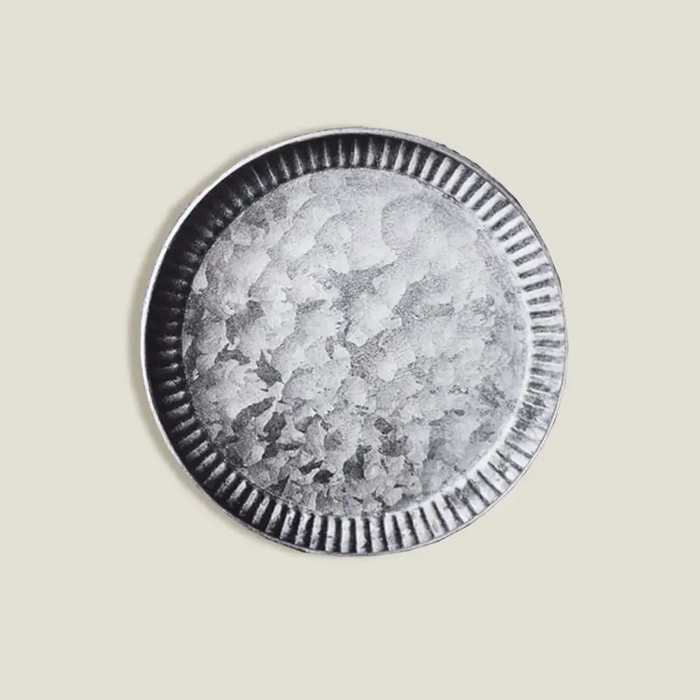 Round Retro-Style Serving Tray