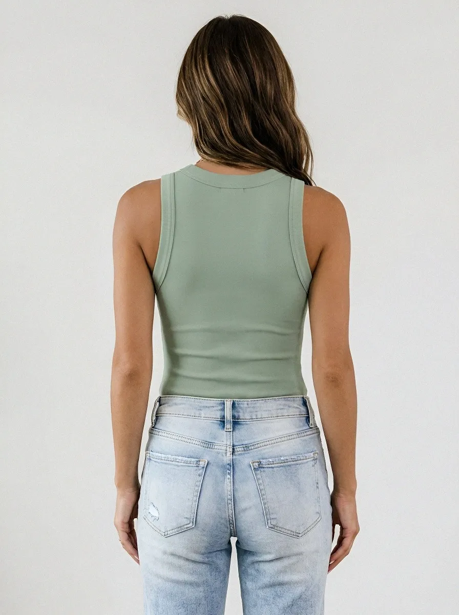 Nature Lover Grow Tank Top Cozy
