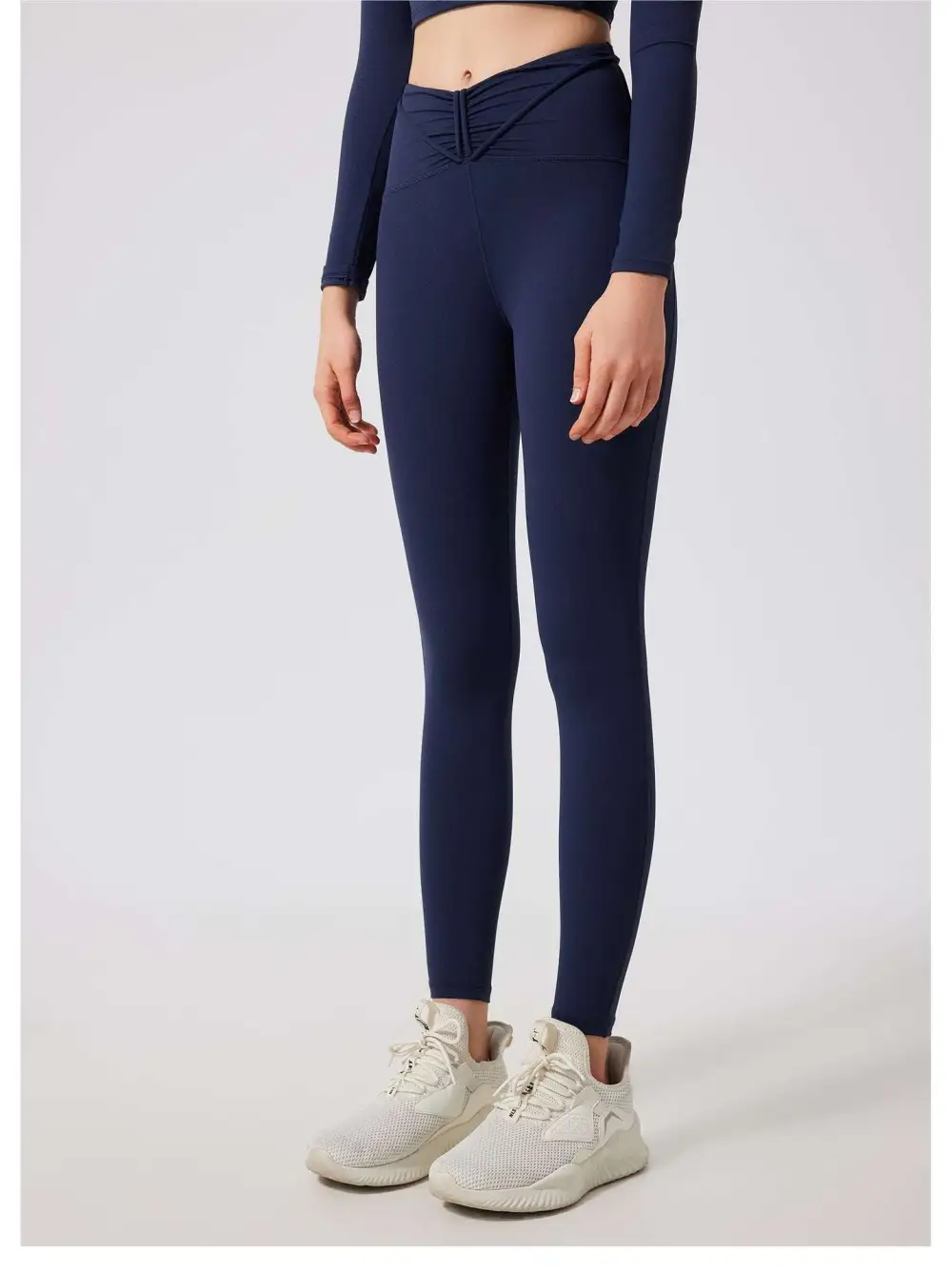 Sleek V-Waist Leggings