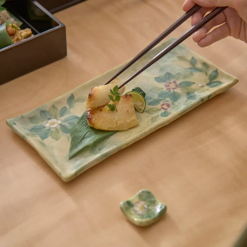 Camellia Rectangular Dinner Plate