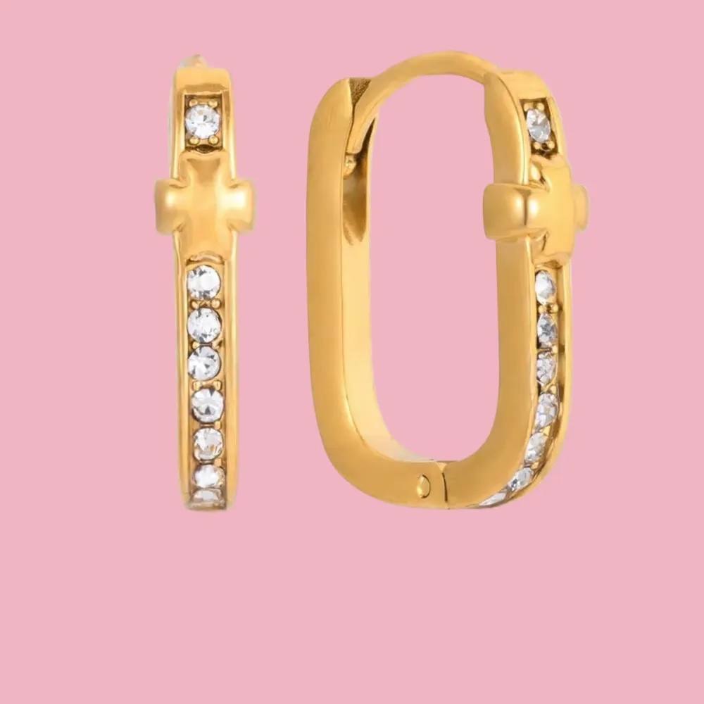 Square Cruz Zirconia Hoop Earrings