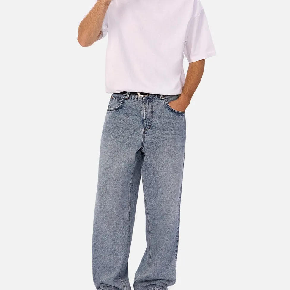 Rinse-Wash Relaxed-Fit Denim Jeans