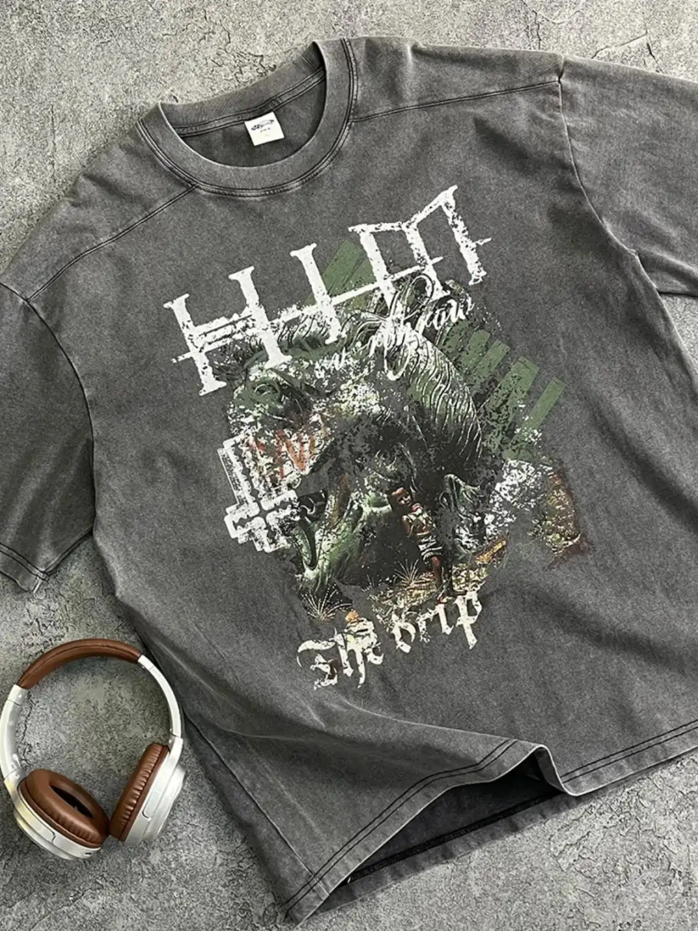 Loose Fit Graphic Crew Neck Half Sleeve Tee