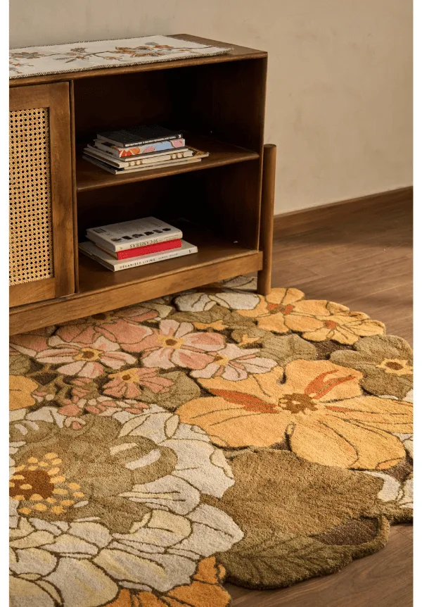 Refined Crafted Wool Area Rug
