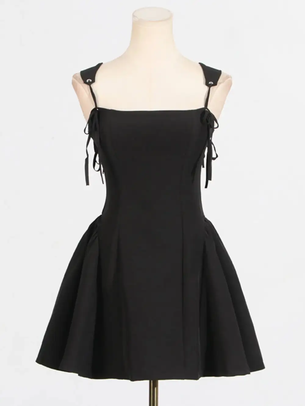 Relaxed Shape Lace Mini Dress