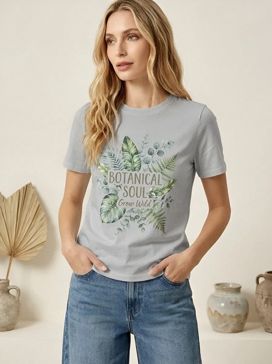 Women's Botanical Soul Nature Lover Tropical Leaf Printed T-shirt