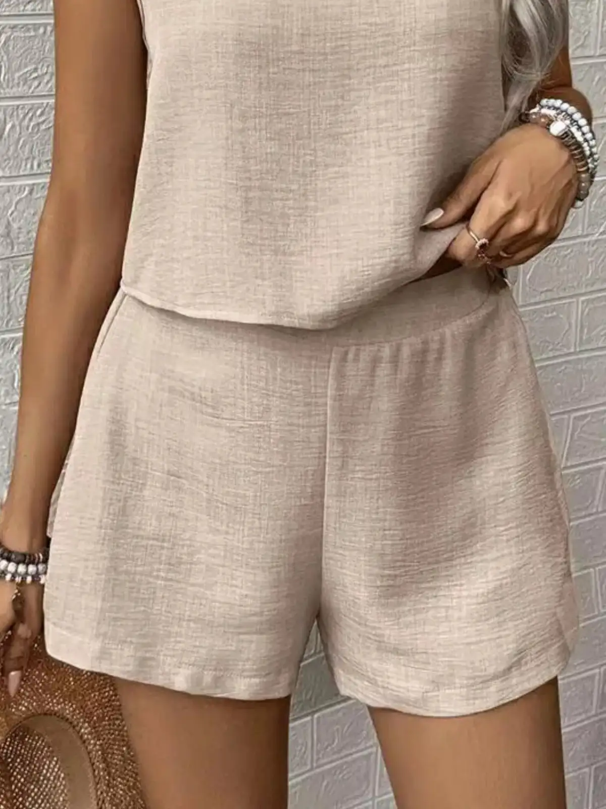 Round-Neck Lace Shorts Matching Set