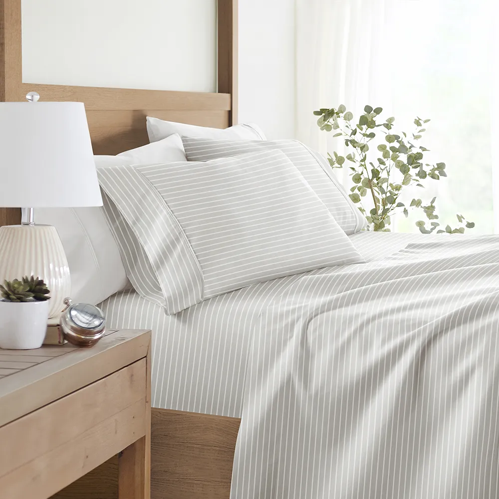 Distressed Awning Stripe Pattern Sheet Set