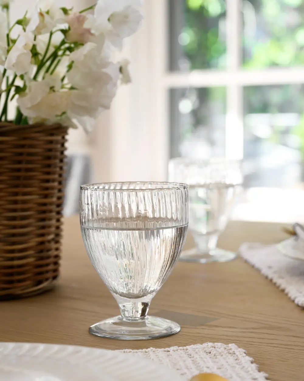 Ribbed Wine Glass Set