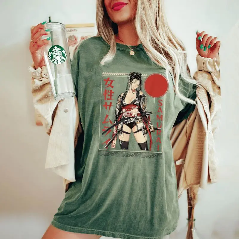 Samurai Warrior Waifu Girl Japanese Ukiyo-E Manga Samurai Women's Oversized Comfort T-Shirt