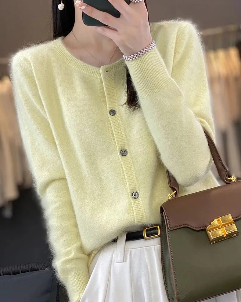 Classic Mink-Cashmere Cashmere Button-Front Crew-Neck Cardigan