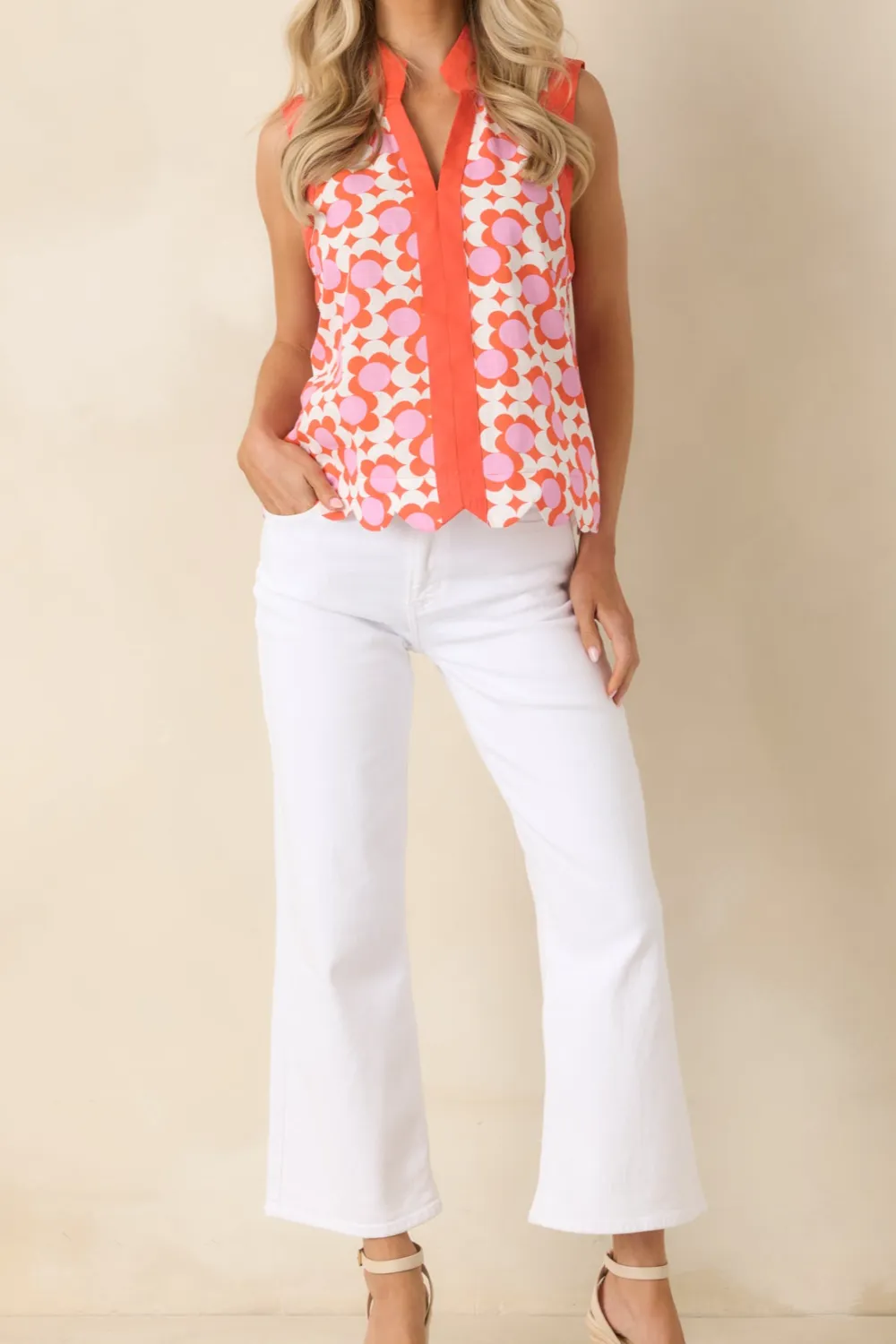 Floral Sleeveless Sleeveless Top