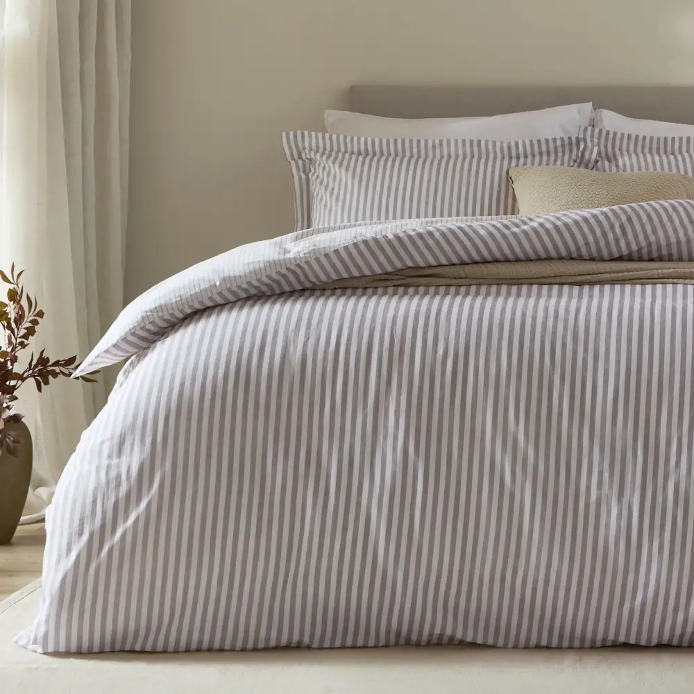 Versatile Bedroom Reversible Stripe Cotton Duvet Cover Set