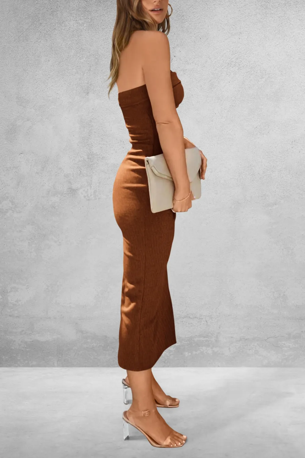 Travel-Ready Classic Midi Dress