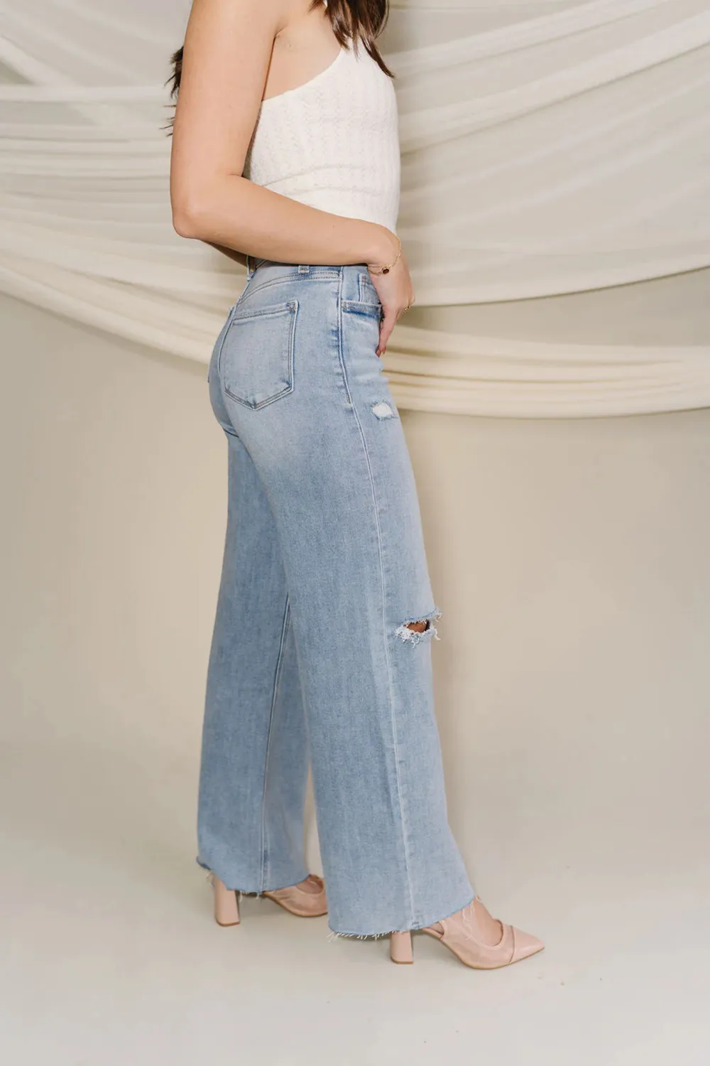 Distressed Detail Jeans With Pockets