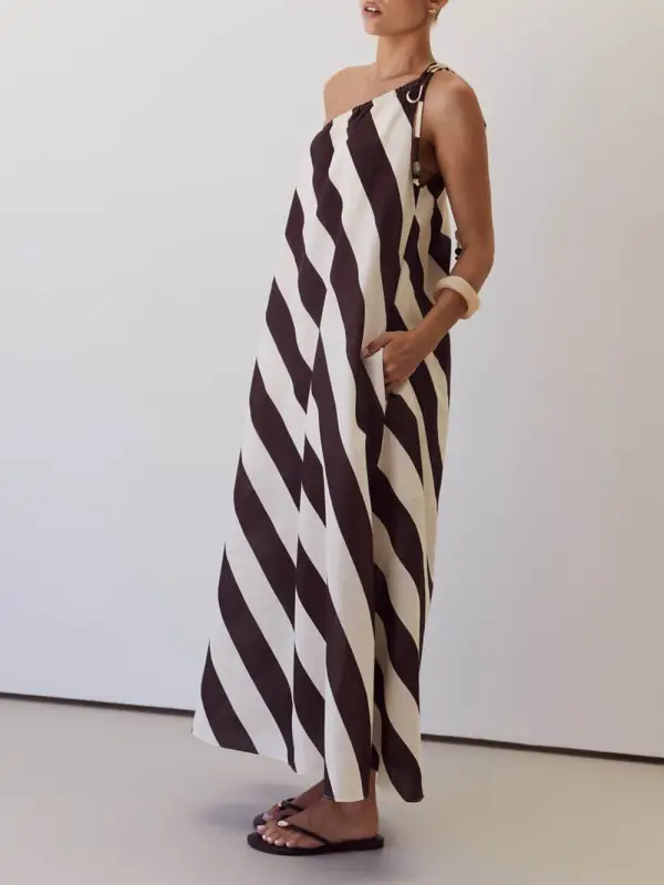 Stripe Print One Shoulder Maxi Dress